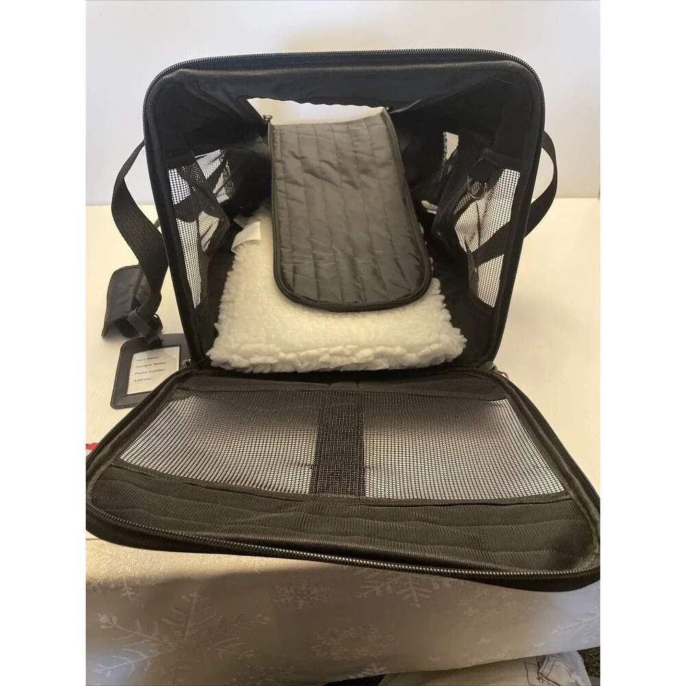 Fresco Pet Carrier Small Dog Or Regular Cat 18 Long X 11.75 High X 12 Wide